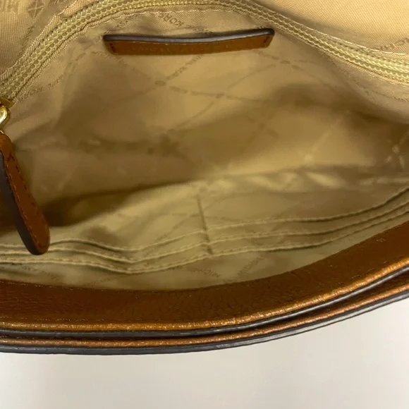 Michael Kors Vanna Medium Brown Pebbled Leather Crossbody Bag - Picture 10 of 11